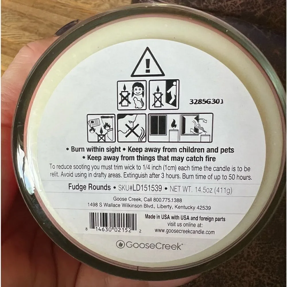 Goose Creek Limited Edition Little Debbie 3 Wick Candle Fudge Rounds 14.5oz
